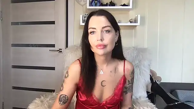 ArinaAmour online show from June 19, 2026, 3:27 pm