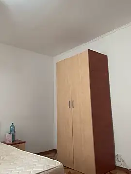 ZayaRose online show from October 22, 2025, 2:06 pm