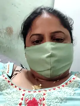 Snapshot of Mmm143 chatting on October 16, 2025, 5:41 am Mmm143 online show from October 16, 2025, 5:41 am