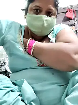 Snapshot of Mmm143 chatting on October 16, 2025, 5:47 pm Mmm143 online show from October 16, 2025, 5:47 pm