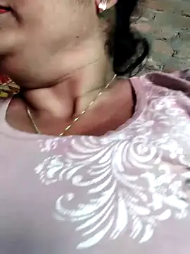 Mmm143 online show from December 15, 2025, 5:34 am