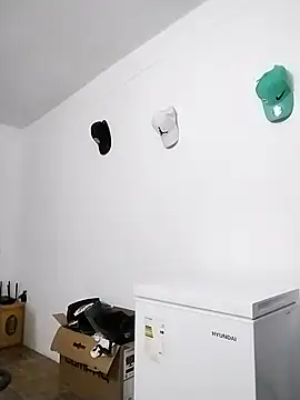 Snapshot of Alex_man23 chatting on September 24, 2025, 8:01 pm Alex man23 online show from September 24, 2025, 8:01 pm