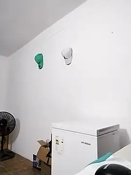 Snapshot of Alex_man23 chatting on September 27, 2025, 3:11 am Alex man23 online show from September 27, 2025, 3:11 am