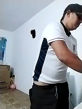 Snapshot of Alex_man23 chatting on November 1, 2025, 4:36 am Alex man23 online show from November 1, 2025, 4:36 am