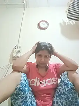 aliya-jaan71 online show from June 7, 2026, 8:29 am