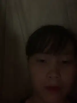 Snapshot of huong-18 chatting on October 20, 2025, 4:29 pm huong-18 online show from October 20, 2025, 4:29 pm