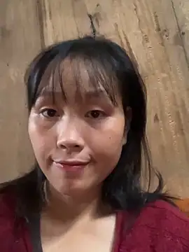 Snapshot of huong-18 chatting on November 2, 2025, 4:37 am huong-18 online show from November 2, 2025, 4:37 am