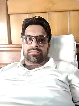 Snapshot of mohsin99272 chatting on October 9, 2025, 5:38 am mohsin99272 online show from October 9, 2025, 5:38 am