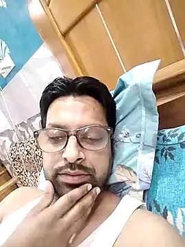 Snapshot of mohsin99272 chatting on October 15, 2025, 10:48 am mohsin99272 online show from October 15, 2025, 10:48 am