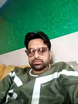 Snapshot of mohsin99272 chatting on October 18, 2025, 4:26 am mohsin99272 online show from October 18, 2025, 4:26 am