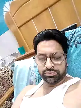 Snapshot of mohsin99272 chatting on October 20, 2025, 6:14 am mohsin99272 online show from October 20, 2025, 6:14 am