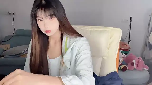 Akong11 online show from May 4, 2026, 5:03 am