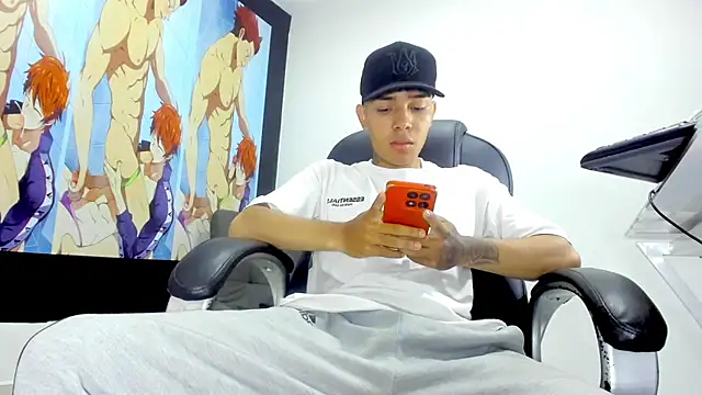 Snapshot of Hunteer_Boy chatting on September 19, 2025, 7:14 pm Hunteer Boy online show from September 19, 2025, 7:14 pm