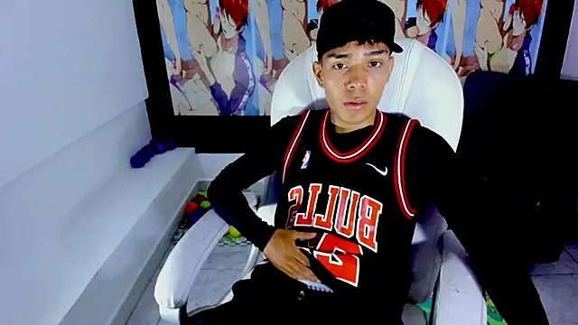 Snapshot of Hunteer_Boy chatting on September 25, 2025, 7:39 pm Hunteer Boy online show from September 25, 2025, 7:39 pm