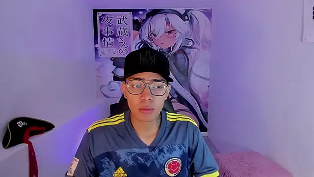 Snapshot of Hunteer_Boy chatting on October 30, 2025, 3:30 am Hunteer Boy online show from October 30, 2025, 3:30 am