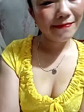 Snapshot of _losrt_cherry_ chatting on September 15, 2025, 9:31 am  losrt cherry  online show from September 15, 2025, 9:31 am