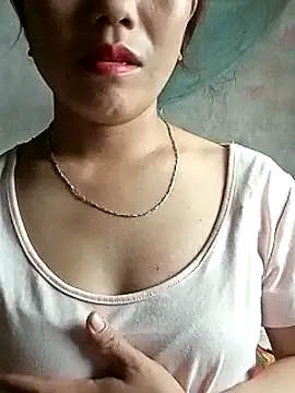 Snapshot of _losrt_cherry_ chatting on September 18, 2025, 2:35 am  losrt cherry  online show from September 18, 2025, 2:35 am