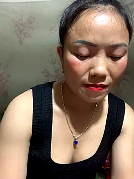 Snapshot of _losrt_cherry_ chatting on October 11, 2025, 6:12 am  losrt cherry  online show from October 11, 2025, 6:12 am