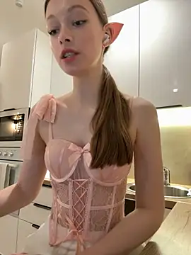 FriendlyFire 18 online show from November 1, 2025, 7:27 pm