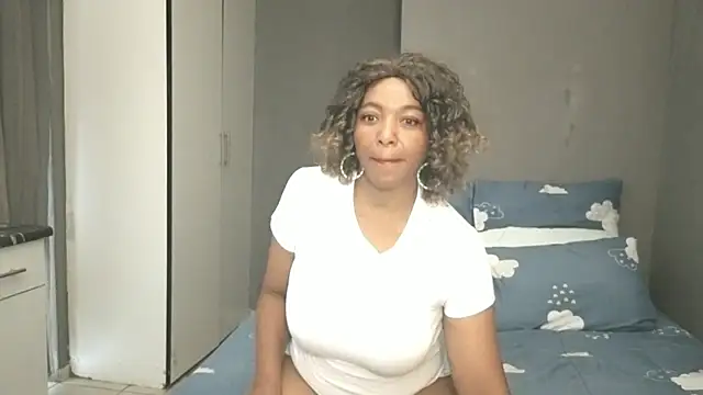 Lillyan N online show from January 14, 2026, 8:31 am