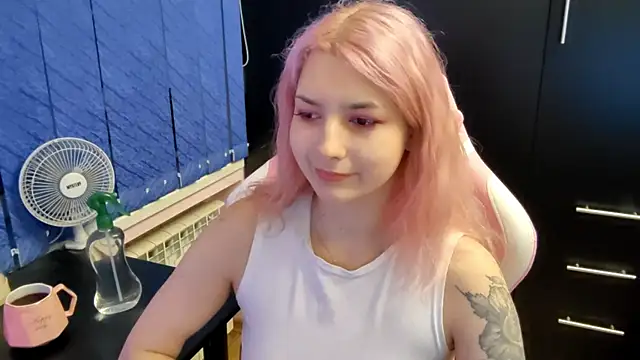 LINAPINAA online show from September 27, 2025, 4:12 pm