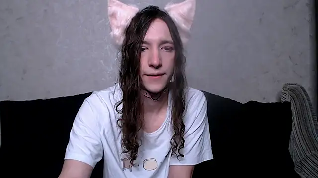 Snapshot of SilverMuse_ chatting on September 26, 2025, 2:26 am SilverMuse online show from September 26, 2025, 2:26 am