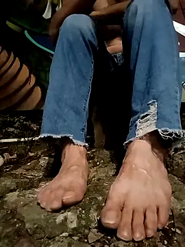 Snapshot of zamir_adam chatting on September 27, 2025, 11:43 pm zamir adam online show from September 27, 2025, 11:43 pm