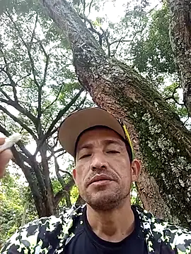 Snapshot of zamir_adam chatting on October 18, 2025, 5:57 pm zamir adam online show from October 18, 2025, 5:57 pm