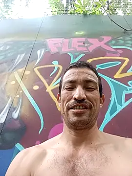 Snapshot of zamir_adam chatting on October 29, 2025, 1:02 pm zamir adam online show from October 29, 2025, 1:02 pm