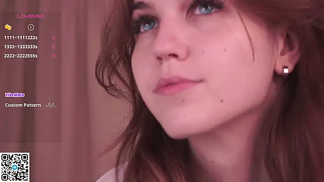 Snapshot of Sofia_Tetsu chatting on September 28, 2025, 11:21 pm Sofia Tetsu online show from September 28, 2025, 11:21 pm