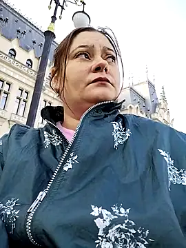 Snapshot of Flacara100 chatting on September 29, 2025, 6:29 am Flacara100 online show from September 29, 2025, 6:29 am