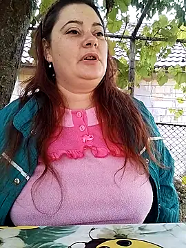 Snapshot of Flacara100 chatting on October 15, 2025, 7:08 am Flacara100 online show from October 15, 2025, 7:08 am