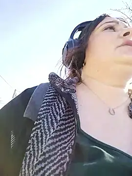 Snapshot of Flacara100 chatting on March 10, 2026, 8:30 am Flacara100 online show from March 10, 2026, 8:30 am