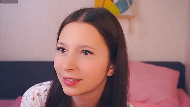 Snapshot of GabrielleLynchard chatting on October 31, 2025, 7:04 pm GabrielleLynchard online show from October 31, 2025, 7:04 pm