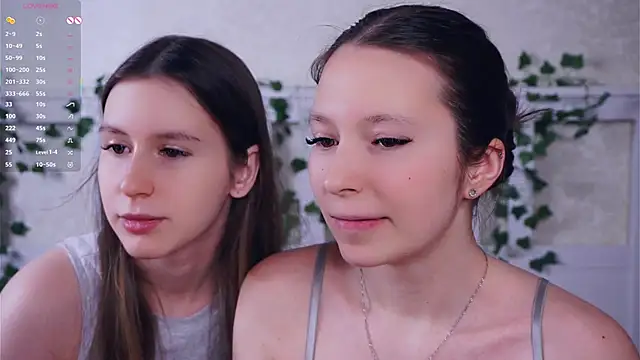 GabrielleLynchard online show from March 1, 2026, 9:28 pm