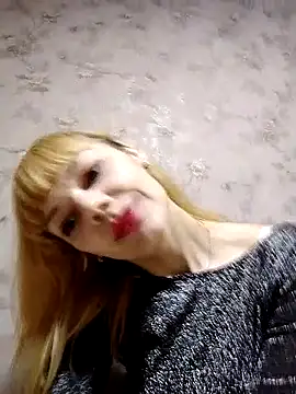 Snapshot of AliceSwan1122 chatting on October 15, 2025, 3:56 pm AliceSwan1122 online show from October 15, 2025, 3:56 pm