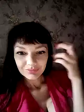AliceSwan1122 online show from July 15, 2026, 9:53 pm