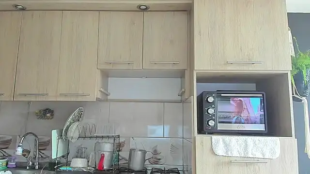 Snapshot of Arnolwilliams chatting on October 17, 2025, 8:55 pm Arnolwilliams online show from October 17, 2025, 8:55 pm