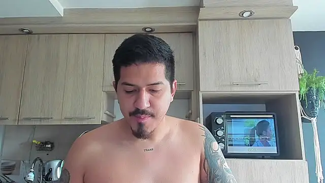 Snapshot of Arnolwilliams chatting on October 26, 2025, 8:59 pm Arnolwilliams online show from October 26, 2025, 8:59 pm