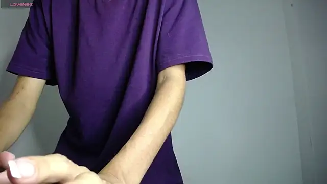 Amber Miiller2 online show from October 27, 2025, 6:34 pm