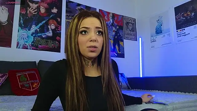 KiraQuinn1 online show from October 5, 2025, 3:21 pm