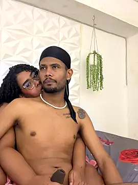 Dakota  Luxx00 online show from September 18, 2025, 7:32 am