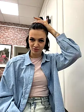 Snapshot of EmmaStarkk chatting on September 23, 2025, 5:54 am EmmaStarkk online show from September 23, 2025, 5:54 am