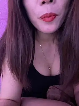 Moon pusy online show from January 14, 2026, 1:17 pm