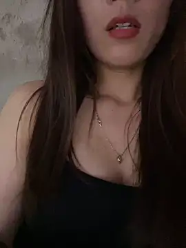 Moon pusy online show from June 5, 2026, 6:52 am