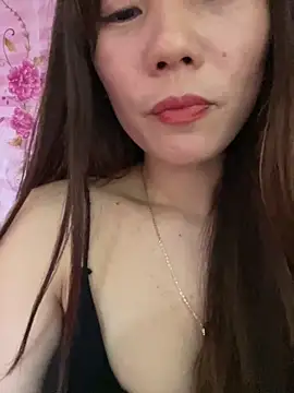 Moon pusy online show from June 12, 2026, 3:11 pm