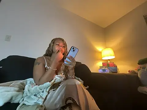 GoddessFatPuss online show from June 12, 2026, 2:54 am