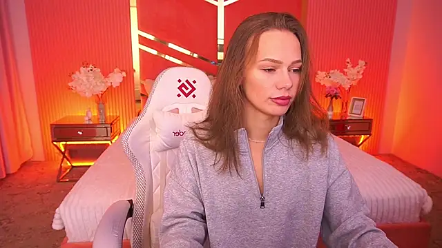 ShyySiren online show from November 15, 2025, 8:22 am