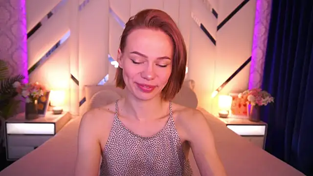 ShyySiren online show from June 2, 2026, 6:59 am