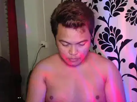 Snapshot of Gayasianzowe chatting on October 27, 2025, 11:58 am Gayasianzowe online show from October 27, 2025, 11:58 am